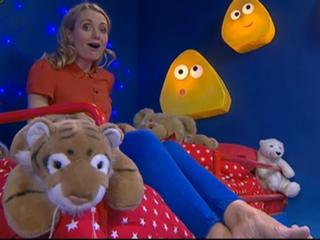 Cerrie Burnell feet photo 7