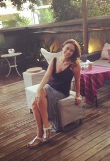 Ceyda Düvenci feet photo thumbnail
