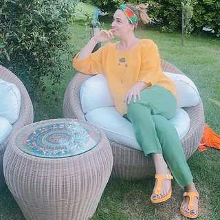 Ceyda Düvenci feet photo thumbnail