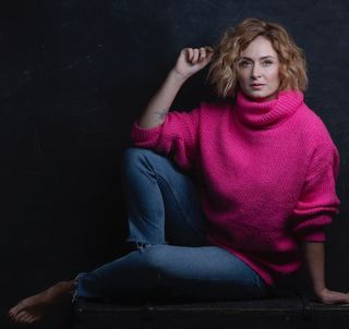 Ceyda Düvenci feet photo thumbnail