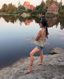Chachi Gonzales feet photo 11