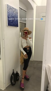 Chadia Rodriguez feet photo 9
