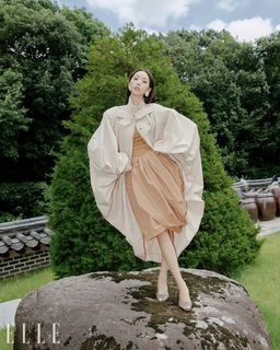 Chae Soo-bin feet photo 15