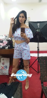 Chahat Khanna feet photo 16