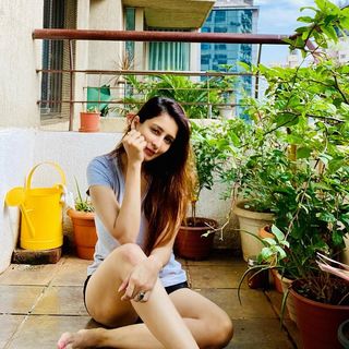 Chahat Khanna feet photo 1