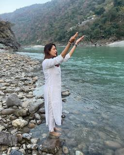 Chahat Khanna feet photo 18