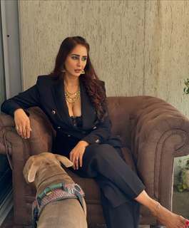 Chahat Khanna feet photo 8