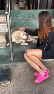 Chahat Khanna feet photo 3