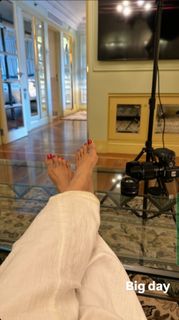 Chahat Khanna feet photo 1
