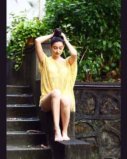 Chandni Sharma feet photo 11