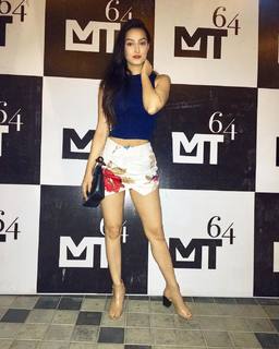Chandni Sharma feet photo 6
