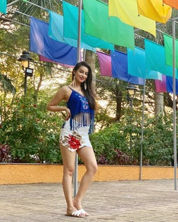 Chandni Sharma feet photo 17