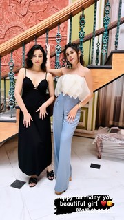 Chandni Sharma feet photo 9