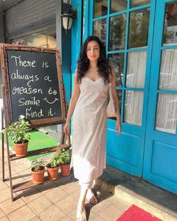 Chandni Sharma feet photo 14
