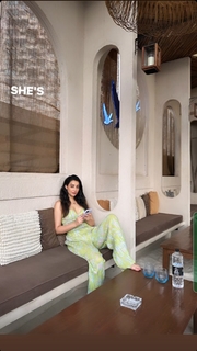 Chandni Sharma feet photo 9