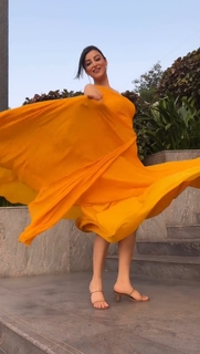 Chandni Sharma feet photo 16