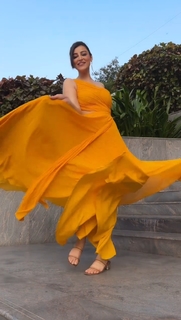 Chandni Sharma feet photo 14