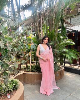 Chandni Sharma feet photo 12