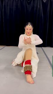 Chandni Sharma feet photo 10