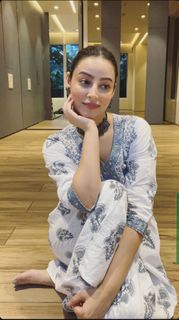Chandni Sharma feet photo 4