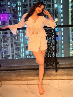 Chandni Sharma feet photo 11