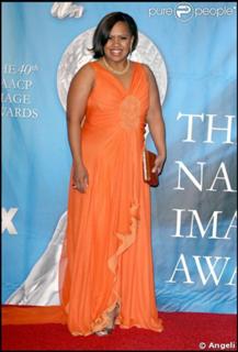 Chandra Wilson feet photo 9