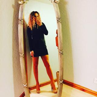 Chanel Cresswell feet photo 1