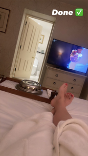 Chanel Cresswell feet photo 2