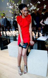 Chanel Iman feet photo thumbnail