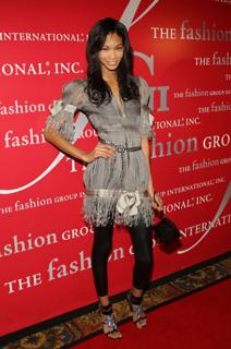 Chanel Iman feet photo thumbnail