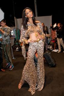 Chanel Iman feet photo thumbnail