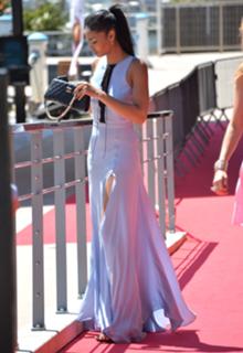 Chanel Iman feet photo thumbnail