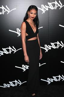 Chanel Iman feet photo thumbnail