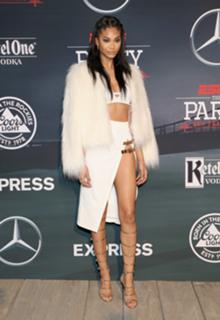 Chanel Iman feet photo thumbnail