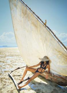 Chanel Iman feet photo thumbnail