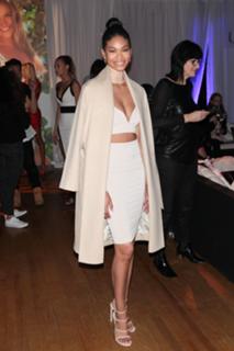 Chanel Iman feet photo thumbnail