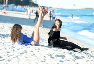 Chanel Iman feet photo thumbnail