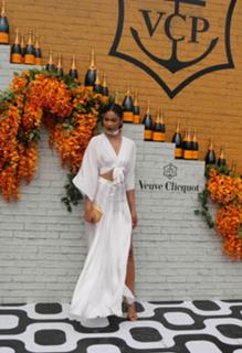 Chanel Iman feet photo thumbnail