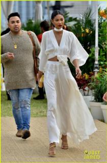 Chanel Iman feet photo thumbnail