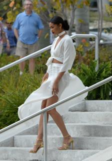 Chanel Iman feet photo thumbnail