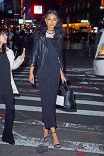 Chanel Iman feet photo thumbnail