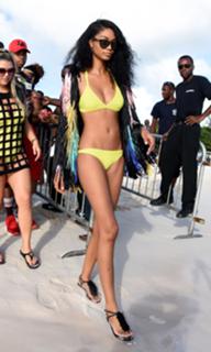 Chanel Iman feet photo thumbnail