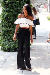 Chanel Iman feet photo thumbnail