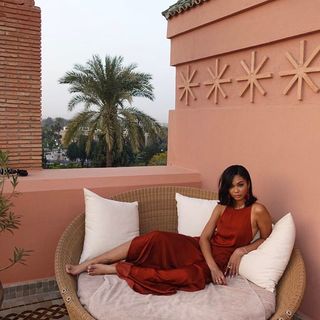 Chanel Iman feet photo thumbnail