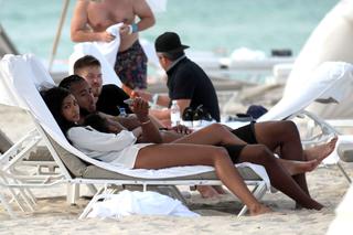 Chanel Iman feet photo thumbnail