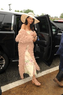 Chanel Iman feet photo thumbnail