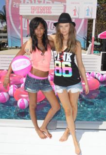 Chanel Iman feet photo thumbnail