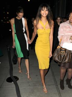 Chanel Iman feet photo thumbnail
