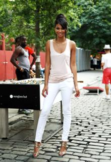 Chanel Iman feet photo thumbnail