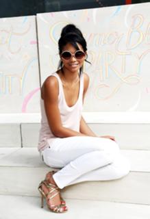 Chanel Iman feet photo thumbnail